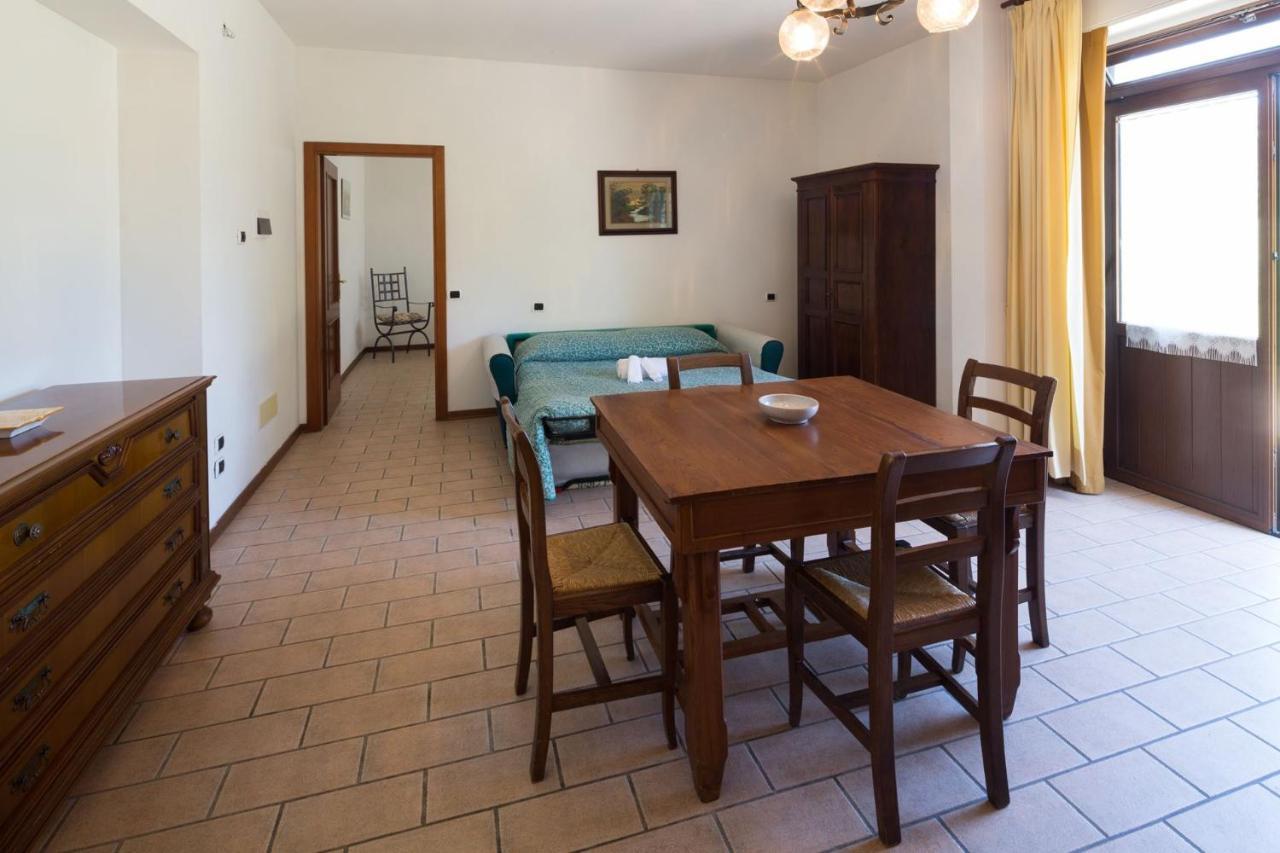 Agriturismo Casella Del Piano Губбіо Екстер'єр фото